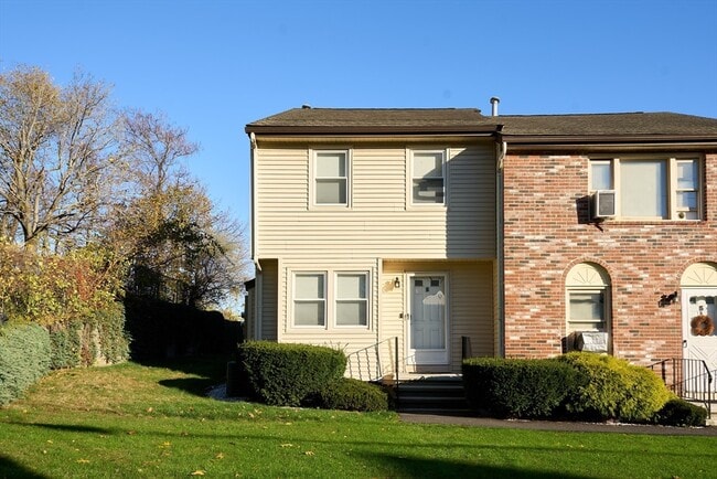 Foto del edificio - 3 Woodland St