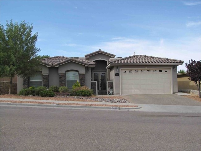 Building Photo - 7436 Gulf Creek Dr