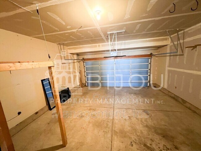 Building Photo - 1071 Whistler Hollow Dr