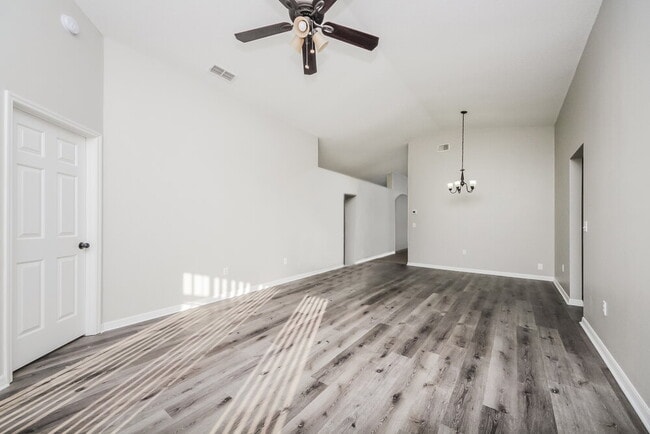 Foto del edificio - 1105 Whitewood Way