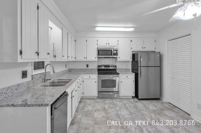 Foto del edificio - 302 Springview Ln