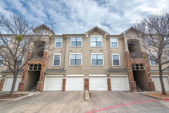 Foto del edificio - 3 bedroom in Dallas TX 75093