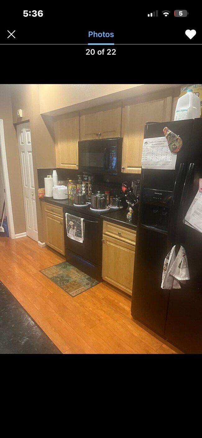 Foto del edificio - 229 Leland Ln