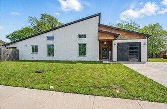 Building Photo - 3901 Sayle St