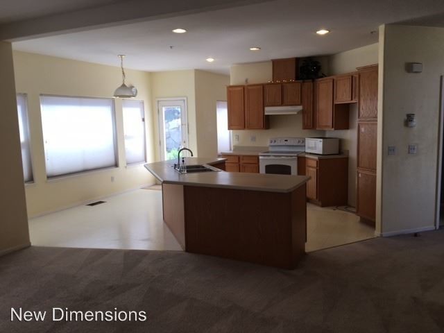 Building Photo - 3 br, 2.5 bath House - 2373 Wildcreek Dr.