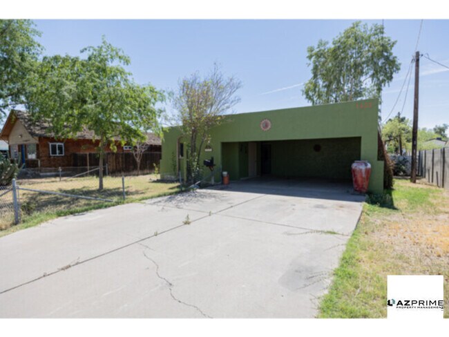 Foto del edificio - Discover this Charming 2/2 Phoenix House in Coronado Arts District!!