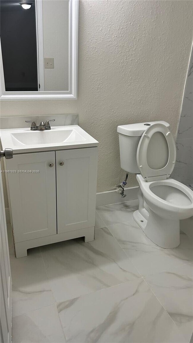 Foto del edificio - 4541 SW 41st St