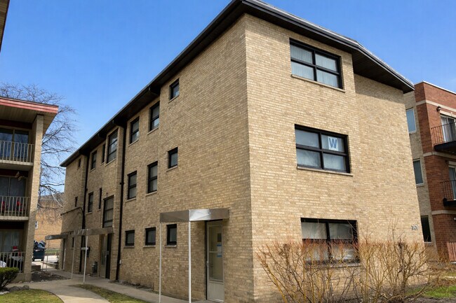 Foto del edificio - 2431 N 76th Ct