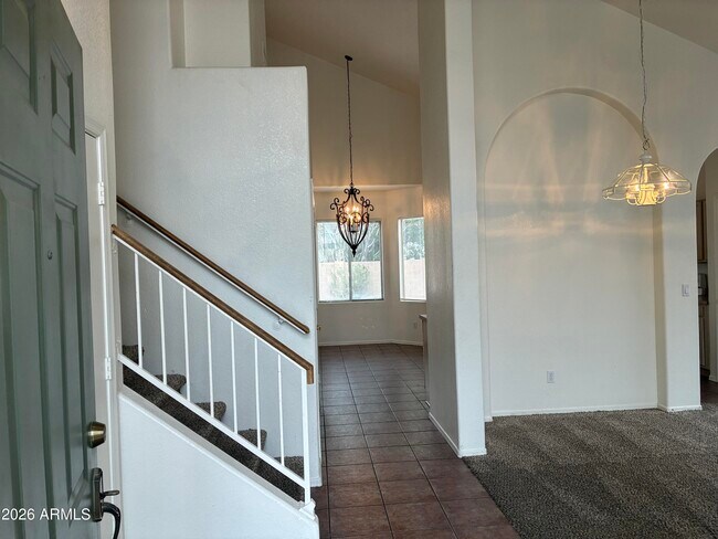 Foto del edificio - 12930 W Surrey Ave