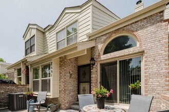 Building Photo - 7691 S Cove Cir