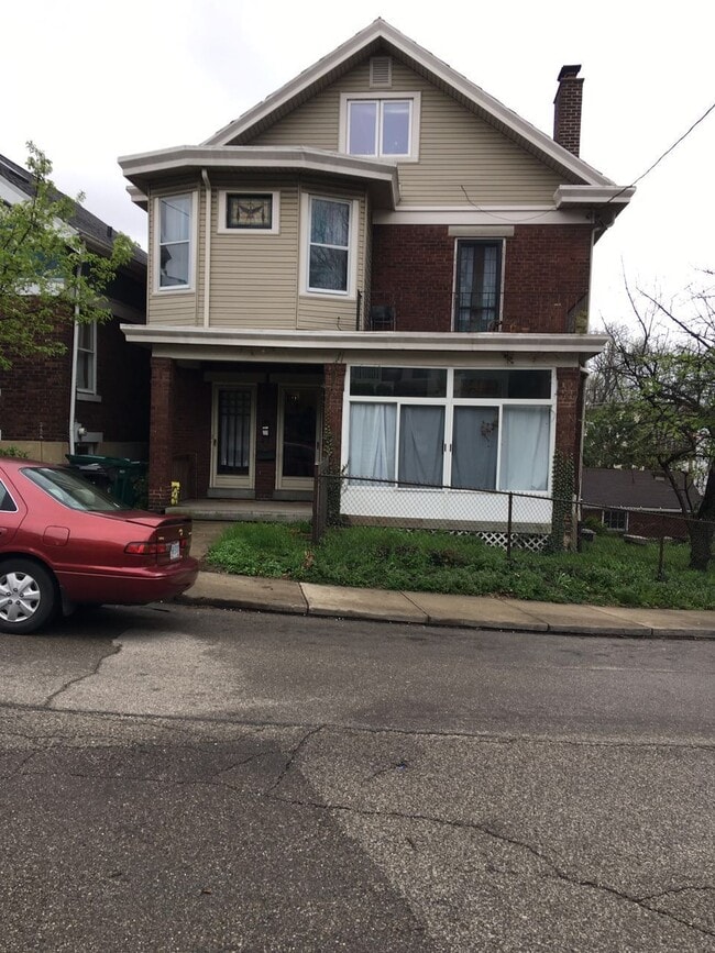 Building Photo - 2322 Muriel Ct