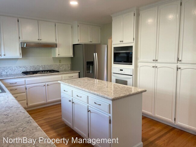Building Photo - 4 br, 2.5 bath House - 2486 Creek Meadow Dr