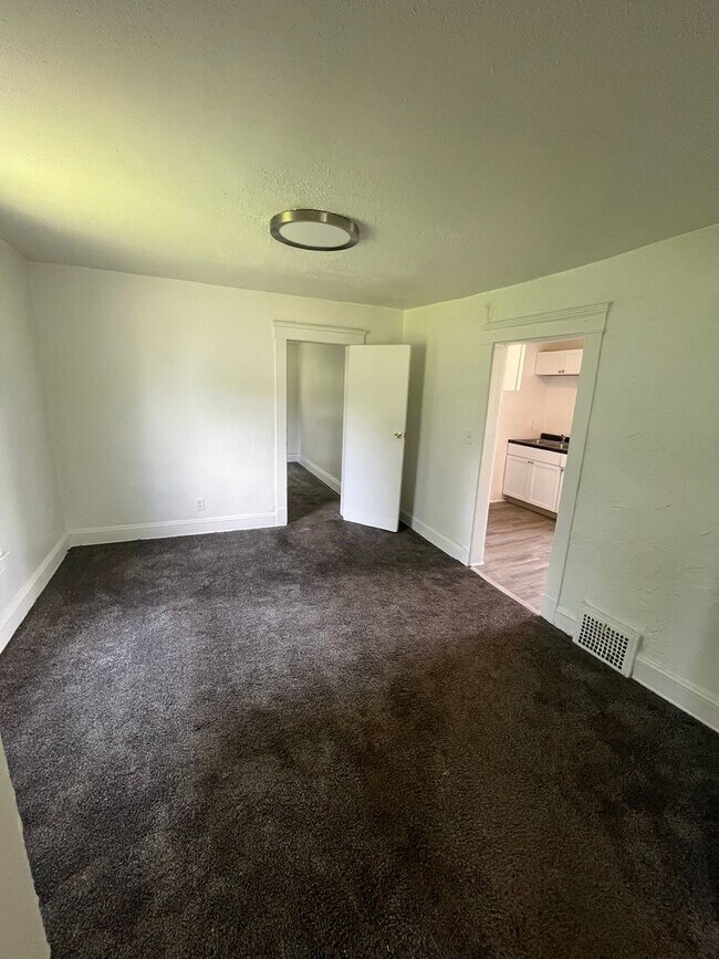 Foto del edificio - Charming 3-bedroom home, Section 8 Accepted