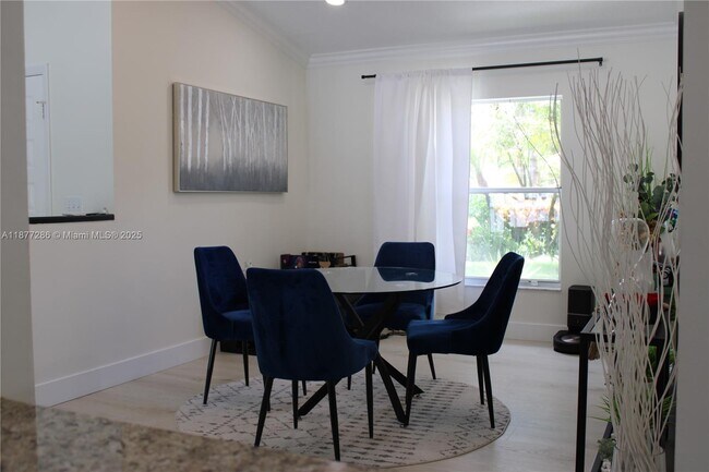Foto del edificio - 9588 NW 9th Ct