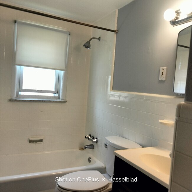 Bathroom - 419 E Fornance St