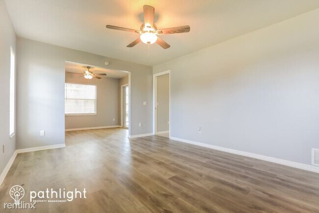 Building Photo - 3 br, 2 bath House - 99 Sandhurst Drive UNIT