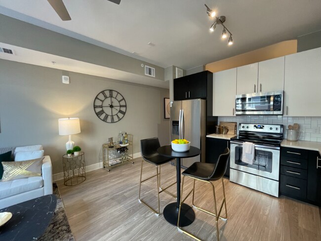 Foto del edificio - 1700 Little Raven St