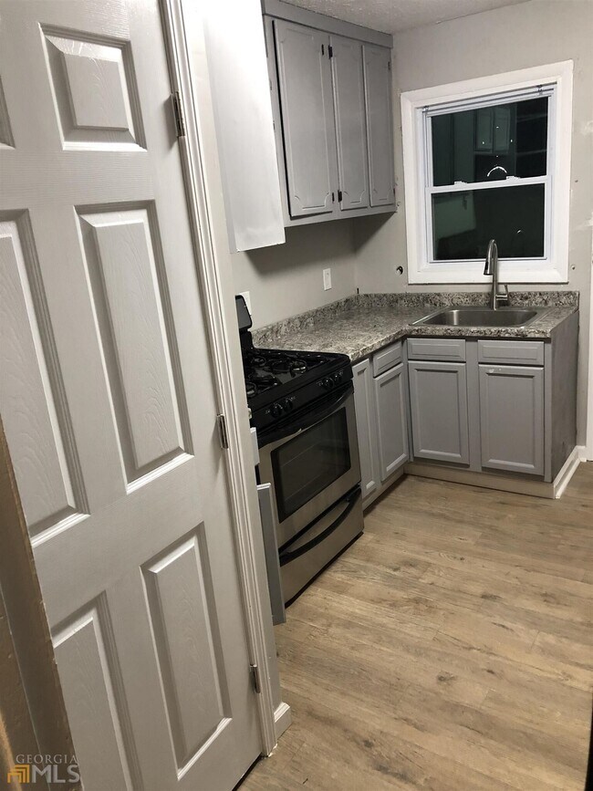 Foto del edificio - 1214 Hightower Rd NW