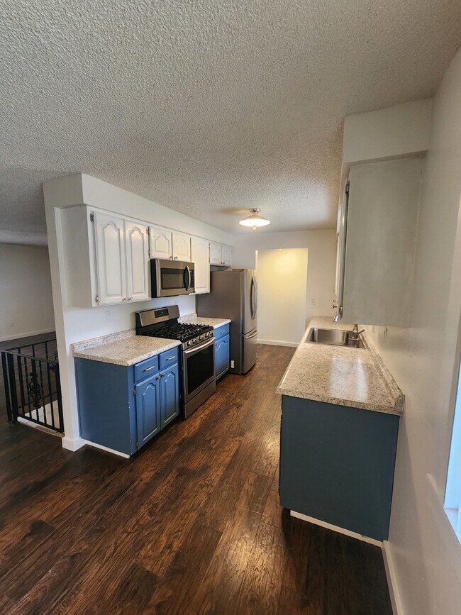 Foto del edificio - Very Large 3BR, 3BTH, Full Basement, Near Black Bay Park in Post Falls