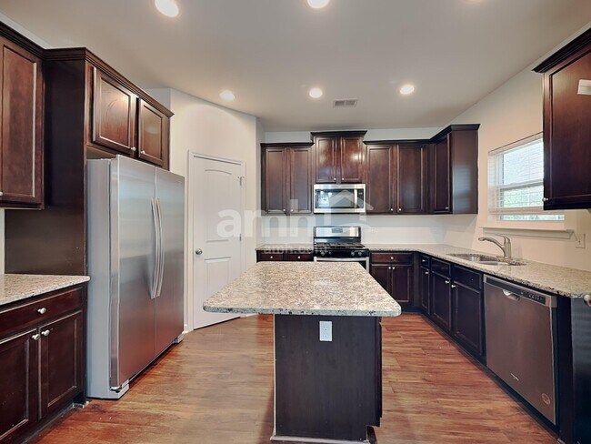 Foto del edificio - 301 Boulder Run