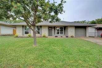 Building Photo - 8808 Clarewood Dr
