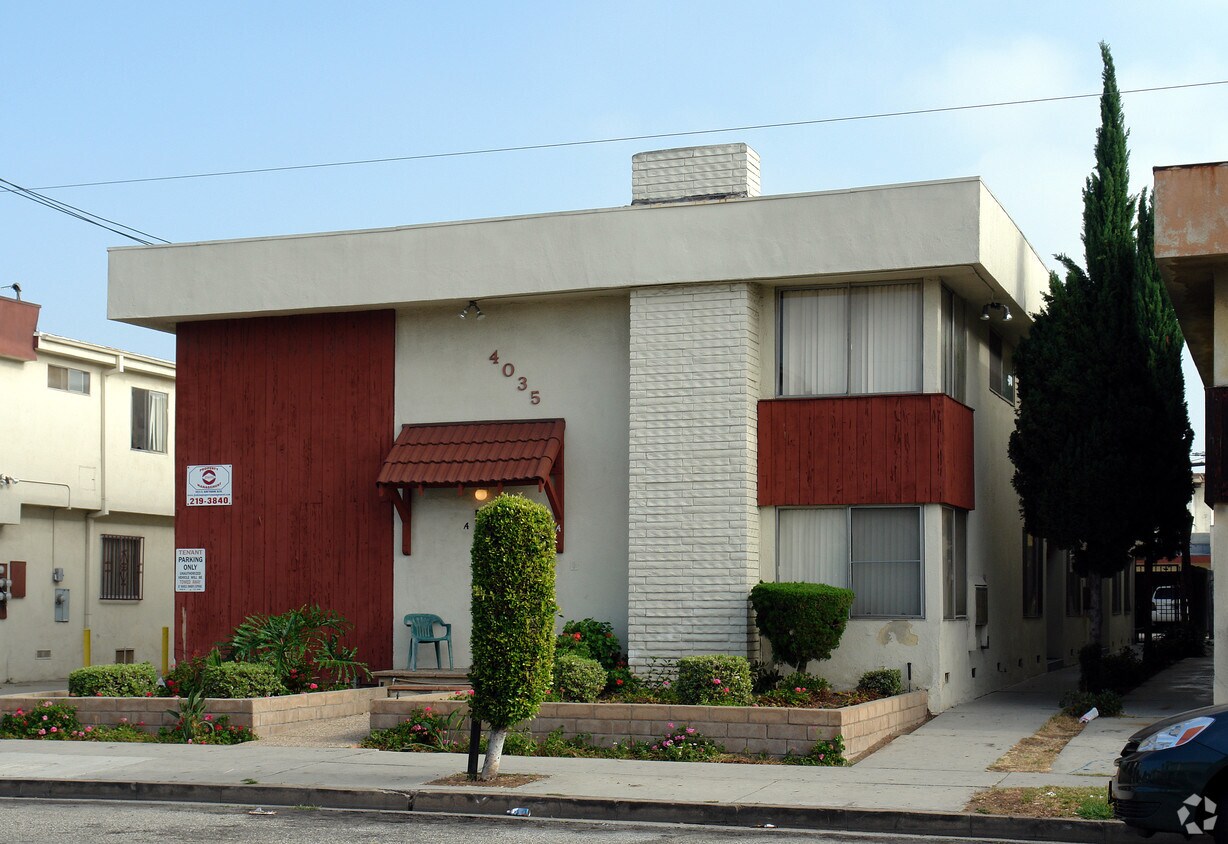 Building Photo - 4035 W 134th St