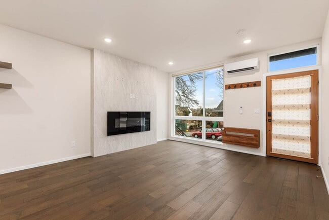 Photo - 802 29th Ave S Townhome