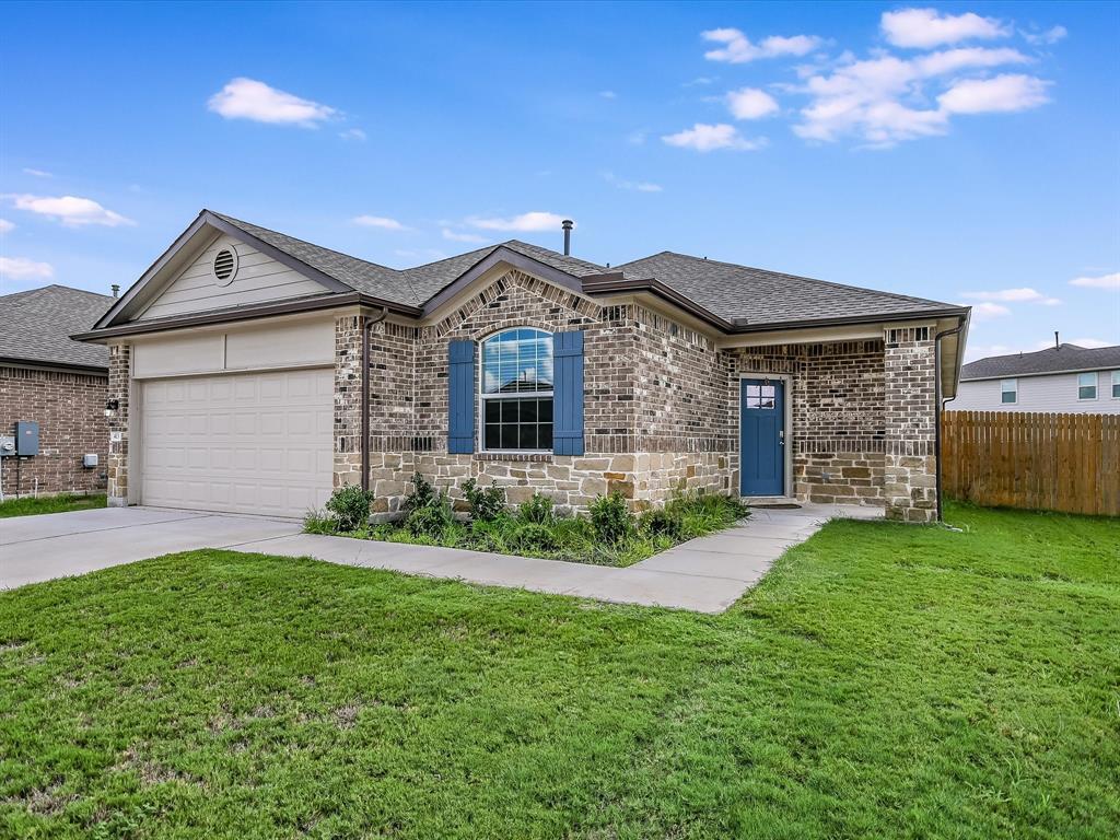 Foto principal - 413 Rainmaker Ln