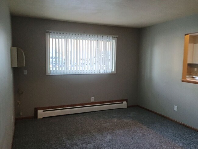 Foto del edificio - 1208 3rd Ave NE