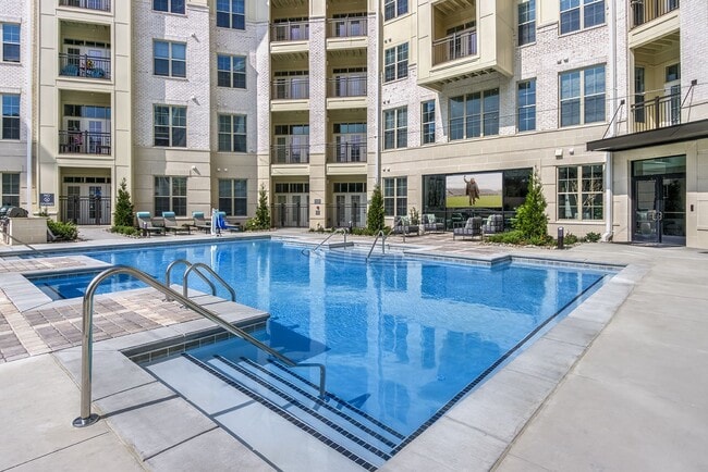 Building Photo - Beverley