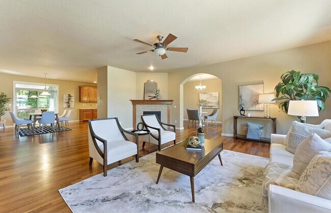 Building Photo - 15732 SW Kerr Ct