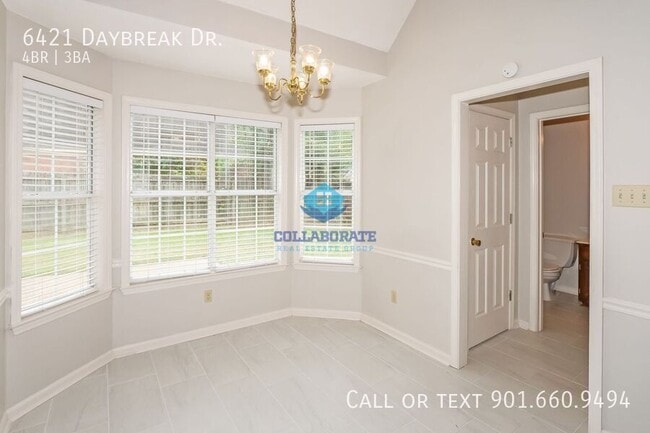 Foto del edificio - 6421 Daybreak Dr