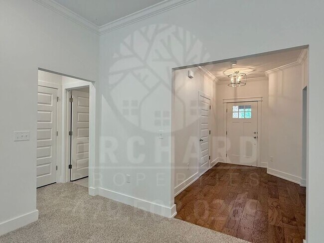 Foto del edificio - Single-Family Home- 2 Bed/ 2 Bath w/ Hobby...