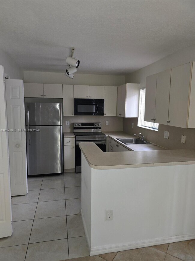 Foto del edificio - 2930 SE 13th Ave