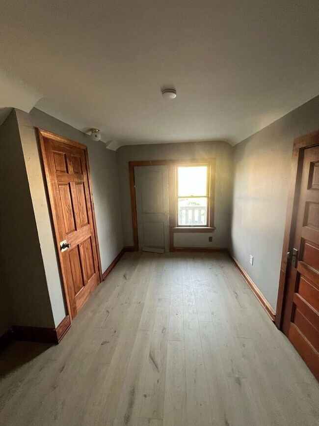 Foto del edificio - 3347 N 28th St