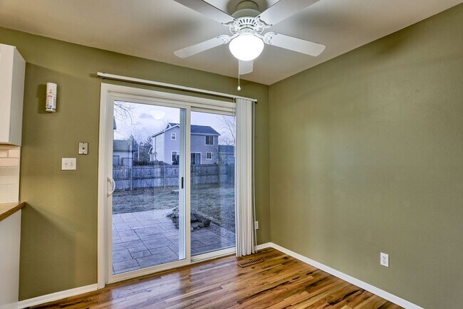 Foto del edificio - 5 Bedroom home in West Fort Collins