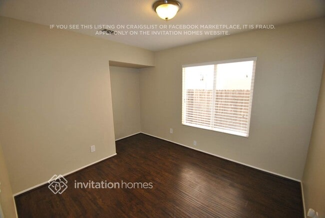 Building Photo - 26849 Maple Glen St