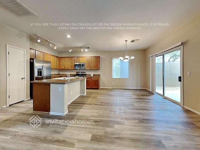 Building Photo - 9120 Blue Raven Ave