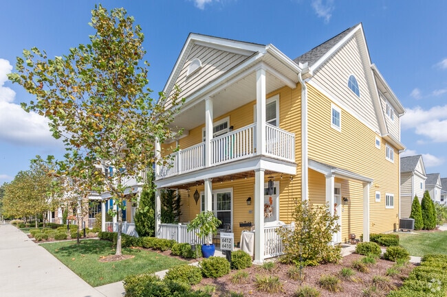 Building Photo - District at Linworth