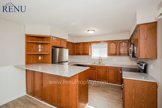 Foto del edificio - July Special: Move in by 07/15/22 and rece...