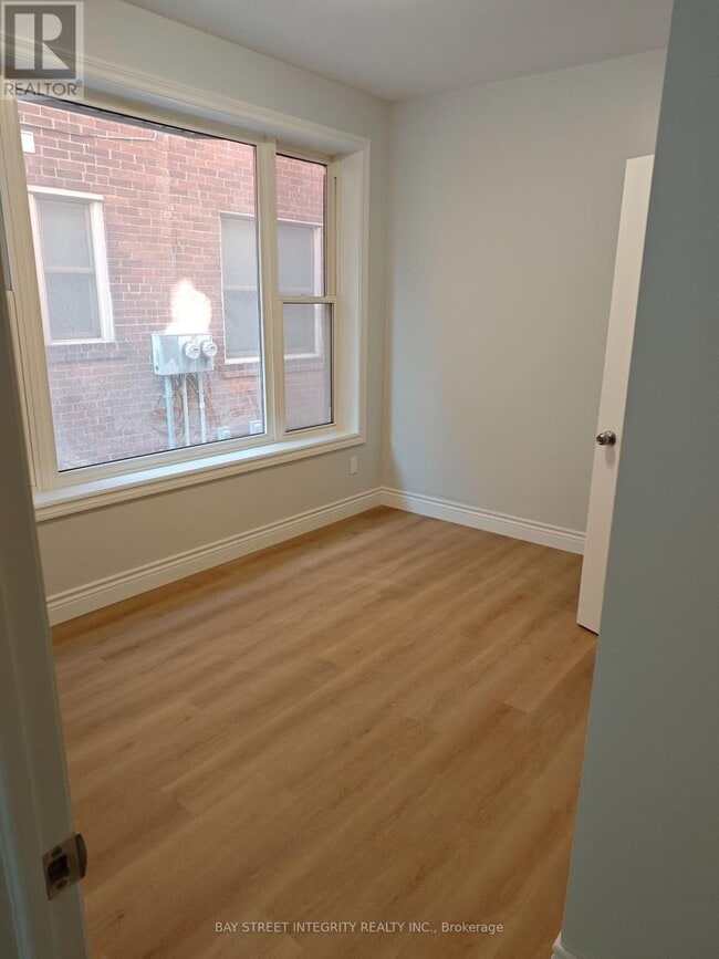 Building Photo - 459 Palmerston Blvd