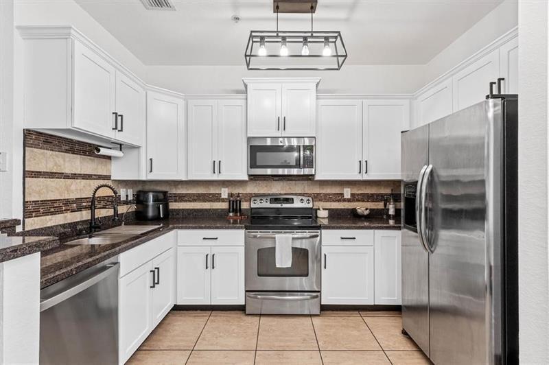 Foto principal - 151 SW 7th Ct