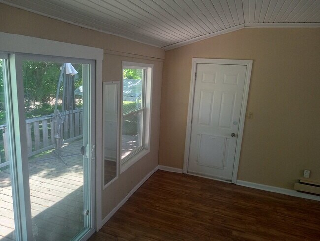 Foto del edificio - Spacious 3-Bedroom Home for Rent in Mount Morris!
