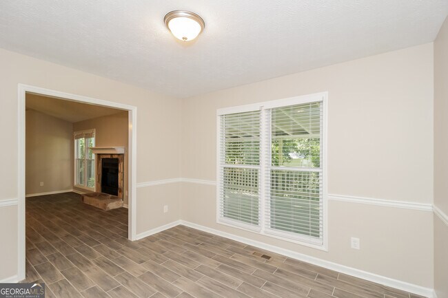 Foto del edificio - 2685 Springside Ct