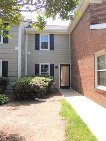 Foto del edificio - 9252 Kings Canyon Dr