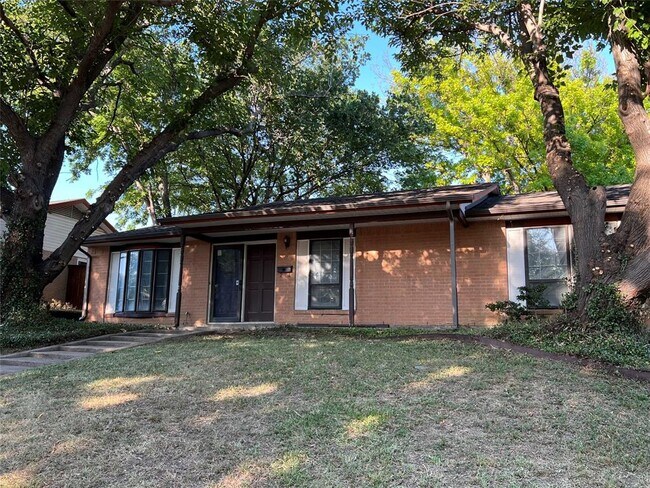 Foto del edificio - 1114 Denmark Dr