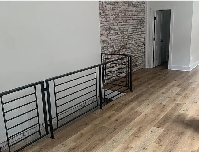 Foto del edificio - 2124 E Somerset St