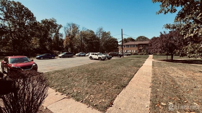 Building Photo - 55 Gill Ln