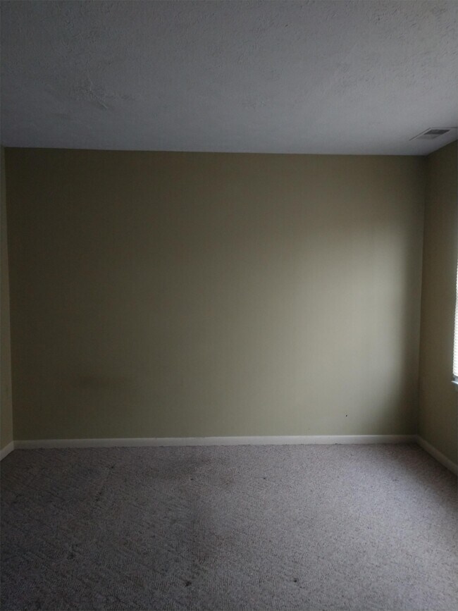Building Photo - 5306 Mulberry Ct