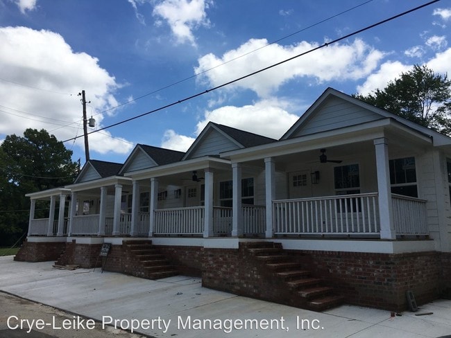 Building Photo - 2 br, 2 bath House - 2039A York Ave.